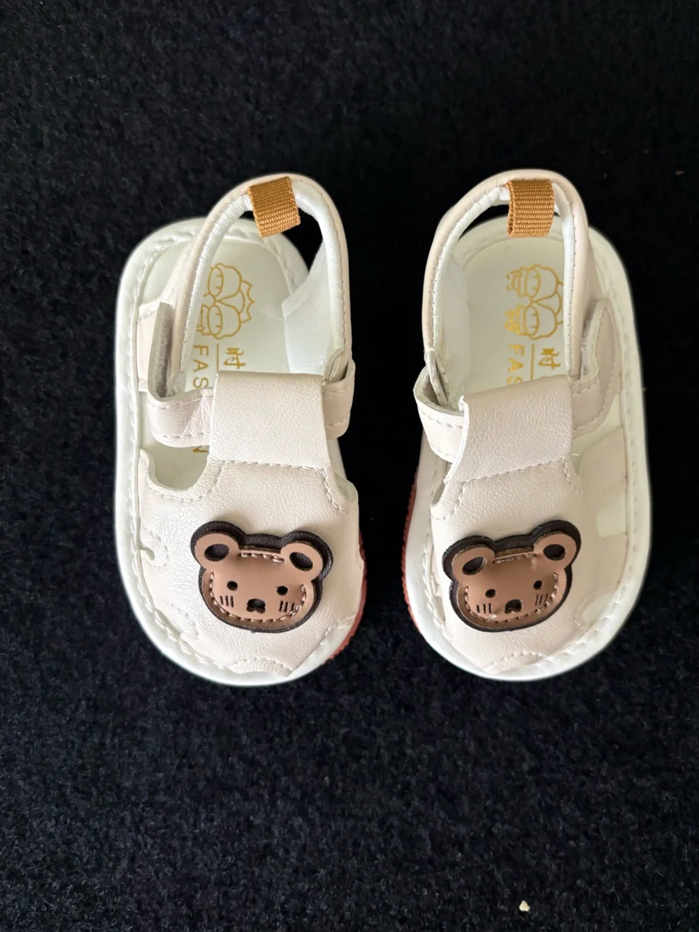 Toddler Bear Sandals EU 18 US Infant 2 White Closed Toe Hook & Loop NWOT